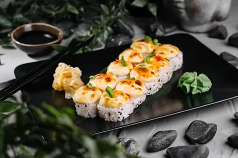 Запечённый ролл классический